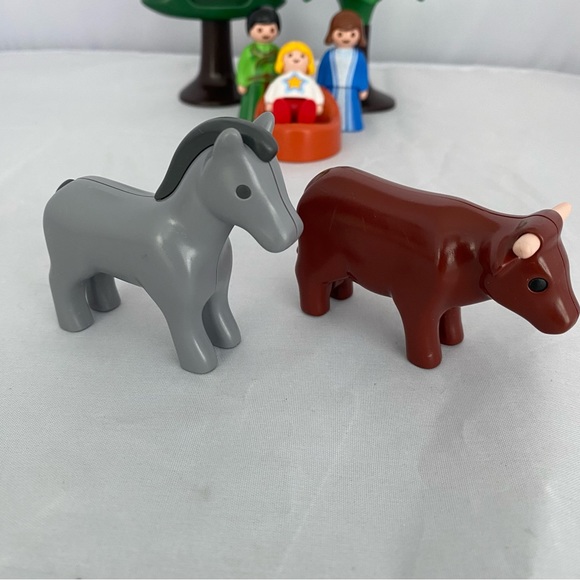 Playmobil 123 Christmas Nativity Set 6786 INCOMPLETE - Picture 2 of 7